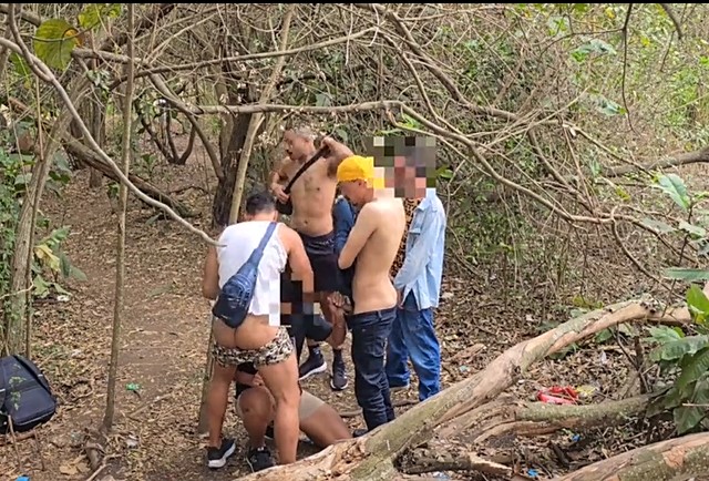 Group fuck in the woods by galheta beach part 1