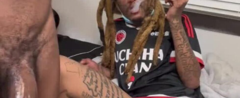 Nailing my jamaican friend and shooting a load on his ass