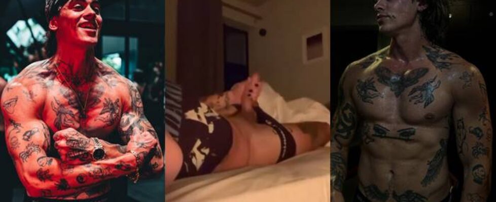 Mike de beer jerks off